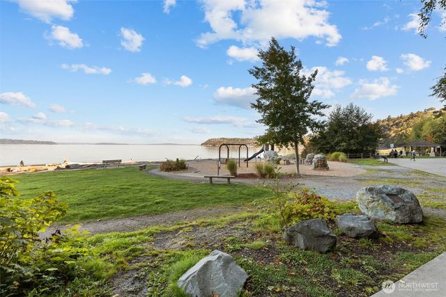 12450 1st Avenue SW, Burien, WA 98146