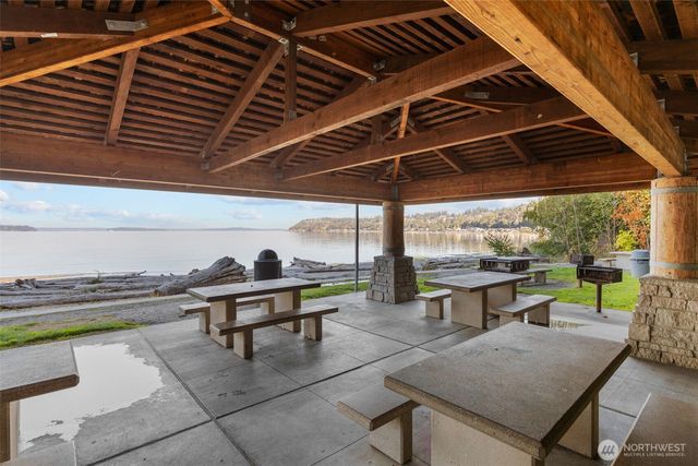 12450 1st Avenue SW, Burien, WA 98146