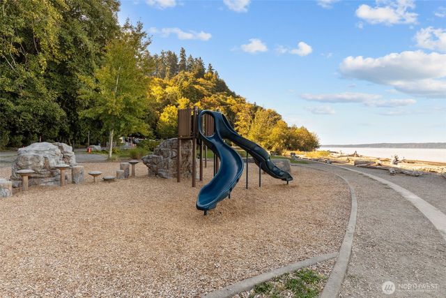 12450 1st Avenue SW, Burien, WA 98146