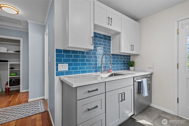 12450 1st Avenue SW, Burien, WA 98146