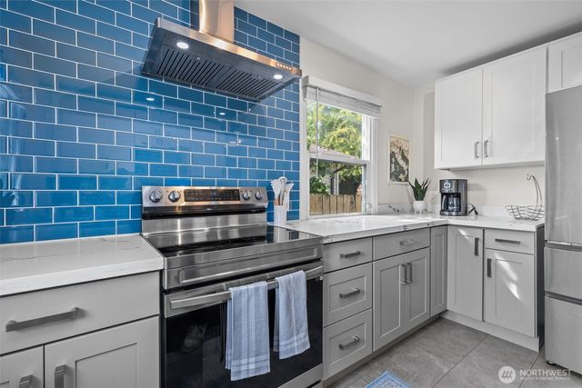 12450 1st Avenue SW, Burien, WA 98146