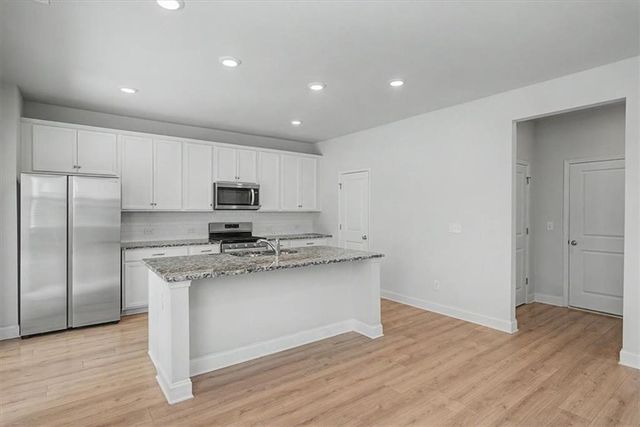 61 Dew Drop Point, Dallas, GA 30157