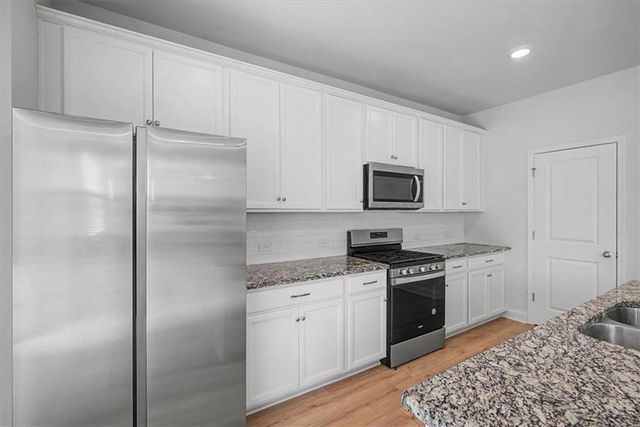 61 Dew Drop Point, Dallas, GA 30157