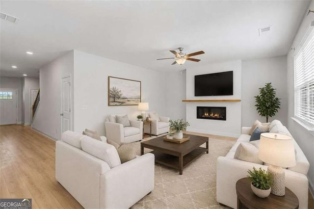 61 Dew Drop Point, Dallas, GA 30157