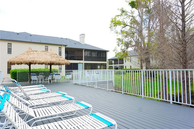 13152 VILLAGE CHASE CIRCLE 1, Tampa, FL 33618