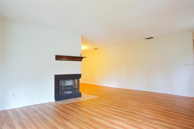 13152 VILLAGE CHASE CIRCLE 1, Tampa, FL 33618