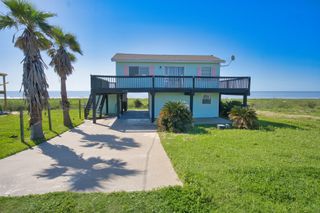 2140 County Road 230, Sargent, TX 77414