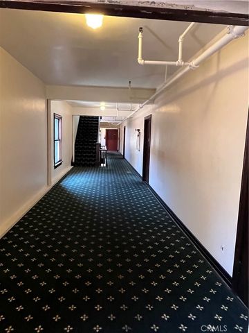 2121 James M Wood Boulevard W 316, Los Angeles, CA 90006