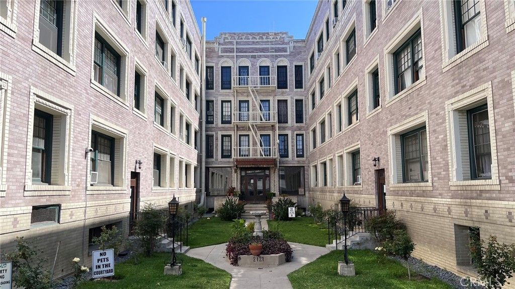 2121 James M Wood Boulevard W 316, Los Angeles, CA 90006