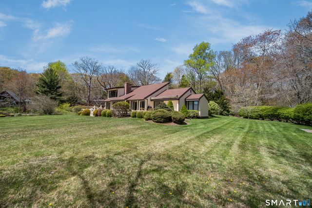 45 Falls River Drive, Essex, CT 06442