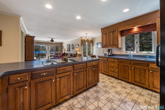 45 Falls River Drive, Essex, CT 06442