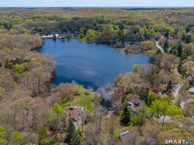 45 Falls River Drive, Essex, CT 06442