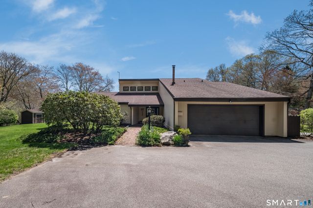 45 Falls River Drive, Essex, CT 06442