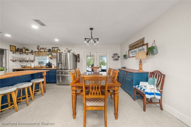 826 N Fox Lake Road, Avon Park, FL 33825