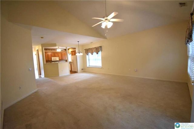 40 Glenmoor Circle North, Palmer Twp, PA 18045
