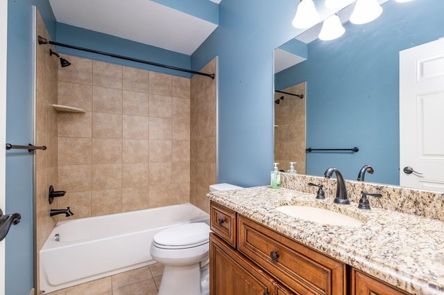 3548 Pointe Drive, Sterling Heights, MI 48314