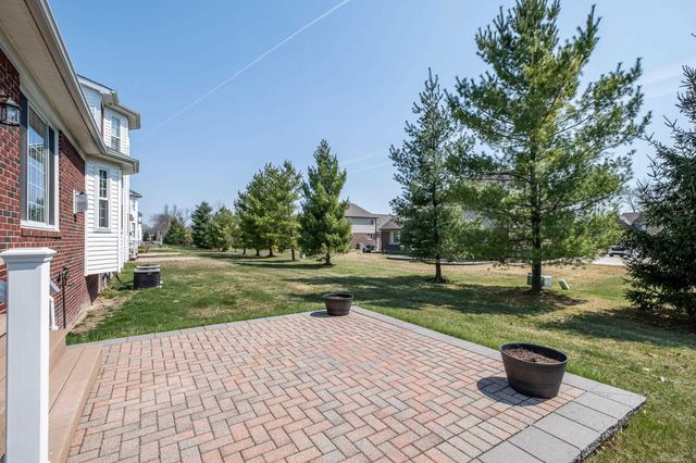 3548 Pointe Drive, Sterling Heights, MI 48314
