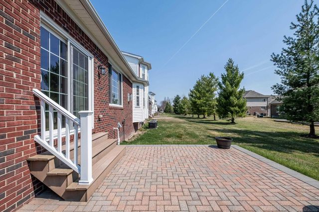 3548 Pointe Drive, Sterling Heights, MI 48314