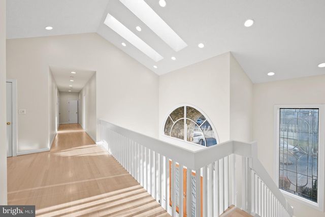 9809 TIBRON CT, Potomac, MD 20854