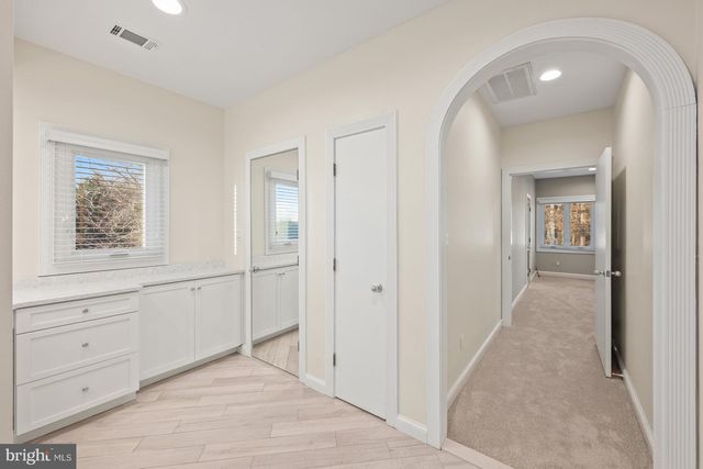 9809 TIBRON CT, Potomac, MD 20854