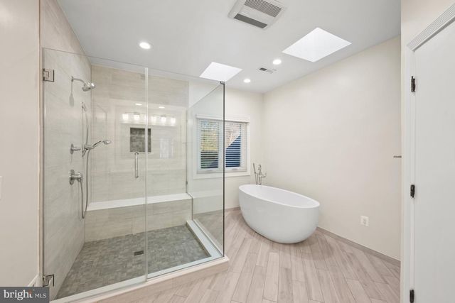 9809 TIBRON CT, Potomac, MD 20854