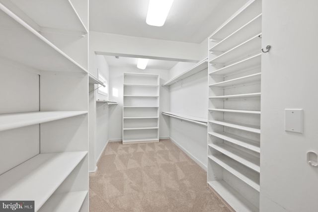 9809 TIBRON CT, Potomac, MD 20854