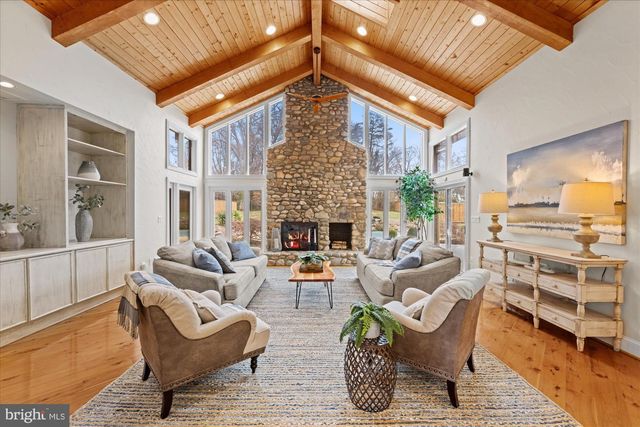 9809 TIBRON CT, Potomac, MD 20854