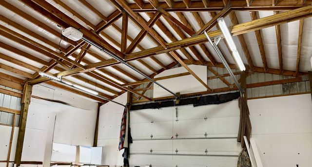 40502 N Running Deer Ln, Deer Park, WA 99006