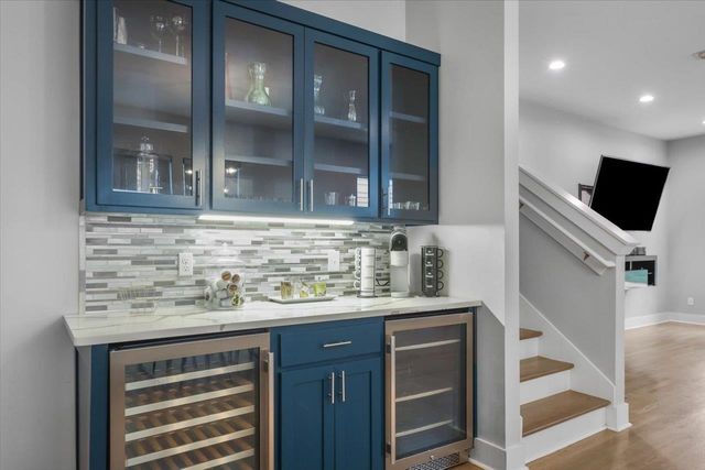 1256 N Bronough Street, Tallahassee, FL 32303