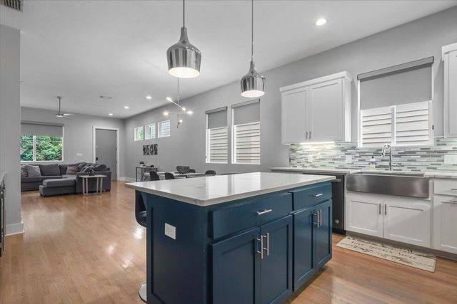 1256 N Bronough Street, Tallahassee, FL 32303