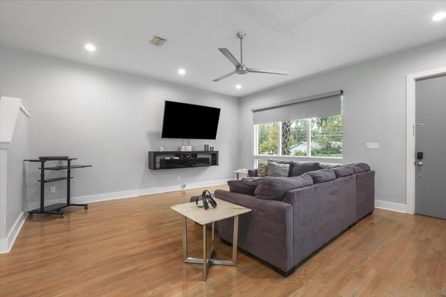 1256 N Bronough Street, Tallahassee, FL 32303