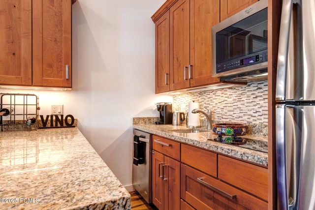 2255 Sidewinder Drive 627, Park City, UT 84060