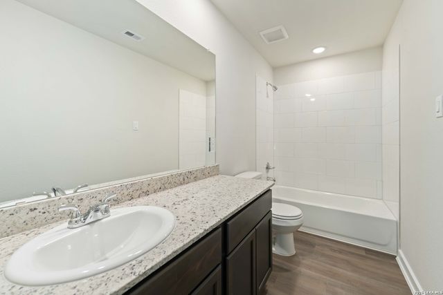 235 Ashley Loop, San Antonio, TX 78253