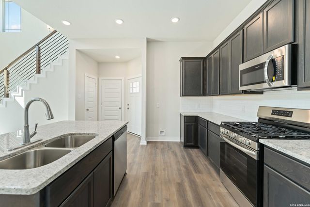 235 Ashley Loop, San Antonio, TX 78253