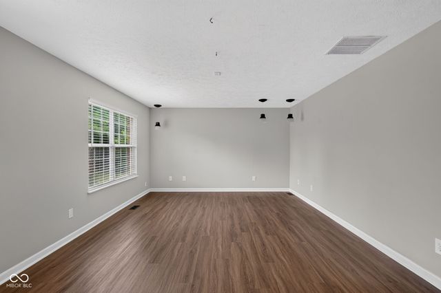 203 Keller Drive, Greenfield, IN 46140