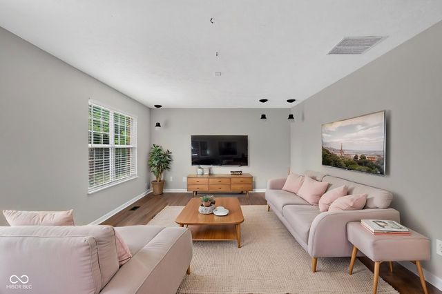 203 Keller Drive, Greenfield, IN 46140