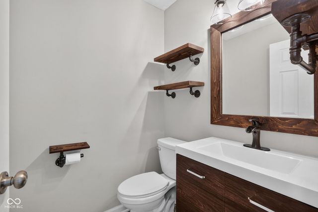 203 Keller Drive, Greenfield, IN 46140