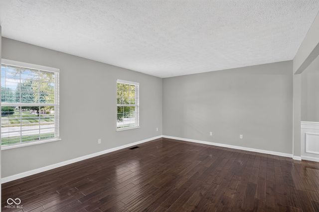 203 Keller Drive, Greenfield, IN 46140