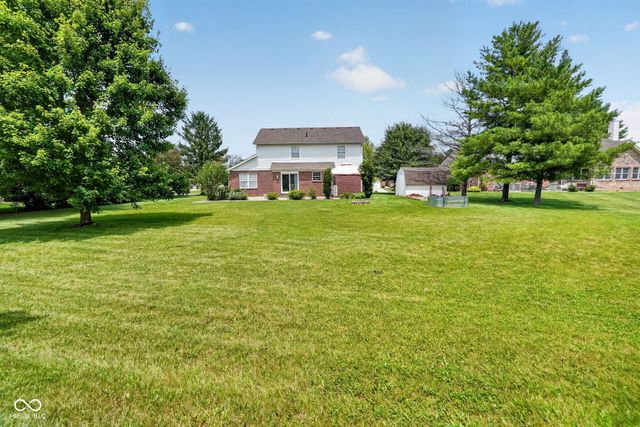 203 Keller Drive, Greenfield, IN 46140