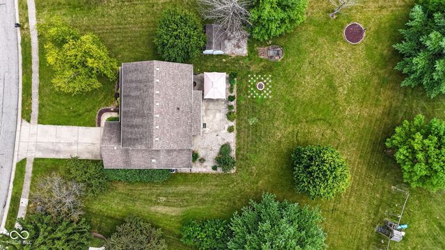 203 Keller Drive, Greenfield, IN 46140