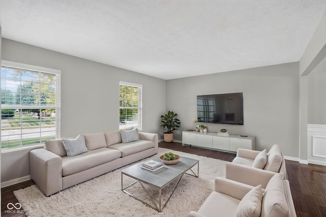 203 Keller Drive, Greenfield, IN 46140