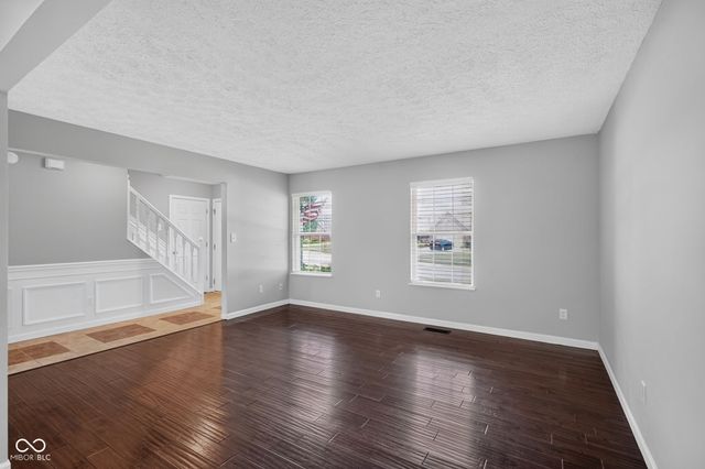 203 Keller Drive, Greenfield, IN 46140