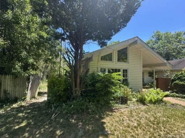 46 Andover Drive, Coram, NY 11727