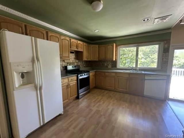 46 Andover Drive, Coram, NY 11727