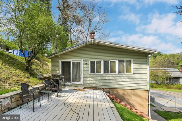 177 W 2ND MOUNTAIN RD, Pottsville, PA 17901