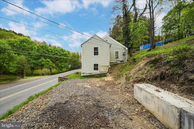 177 W 2ND MOUNTAIN RD, Pottsville, PA 17901