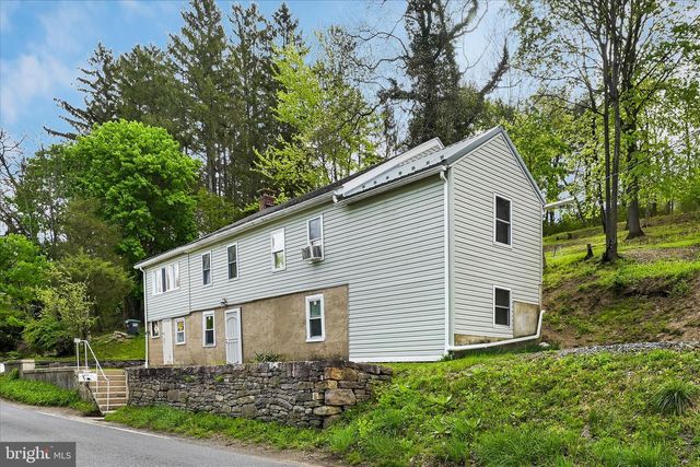 177 W 2ND MOUNTAIN RD, Pottsville, PA 17901