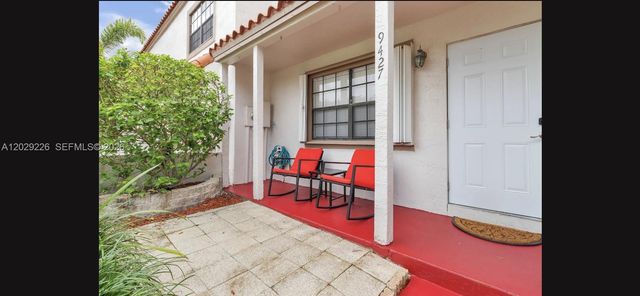 9427 NW 42nd Street, Sunrise, FL 33351