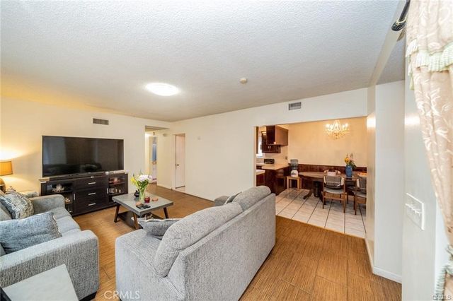 918 S Oak Street, Inglewood, CA 90301