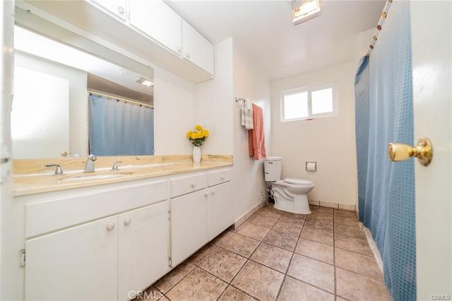 918 S Oak Street, Inglewood, CA 90301